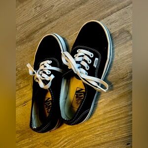 Vans (women’s)